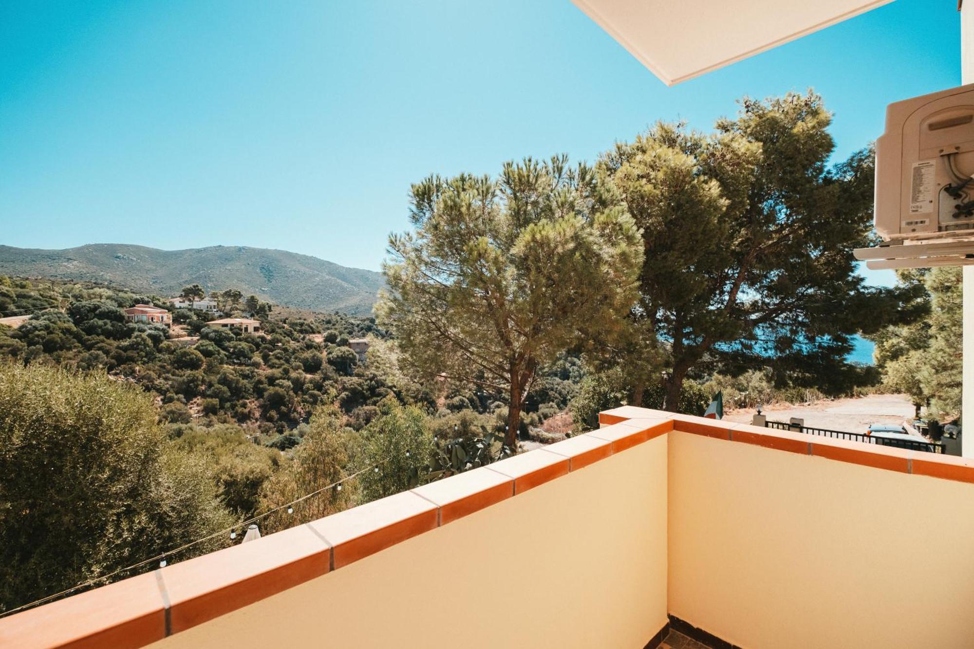 Villa Bella Salmagi - Surya Sardinia Holidays & Yoga Capitana Exterior foto